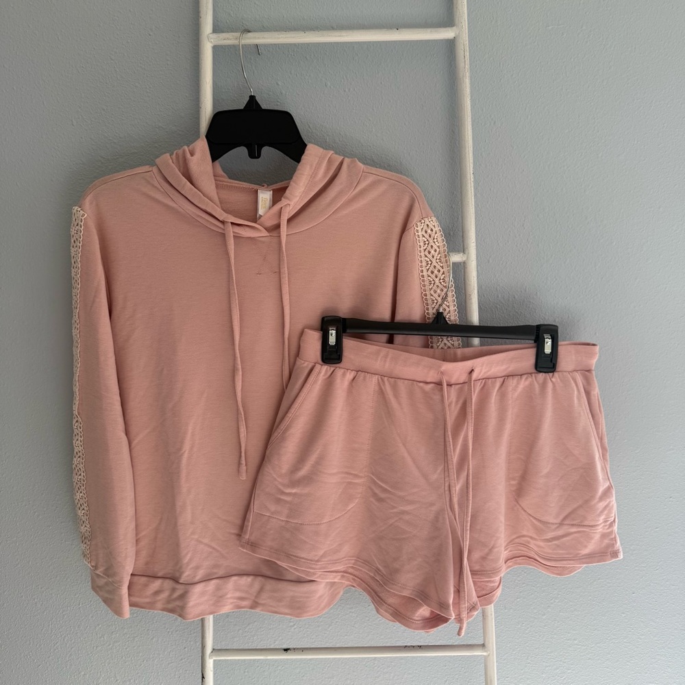 Flora Lounge Set